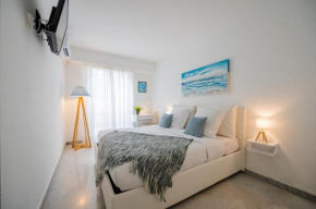 Le Victoria - Beau 2P avec vue mer, balcon, piscine, sauna et parking privé au centre ville de Menton